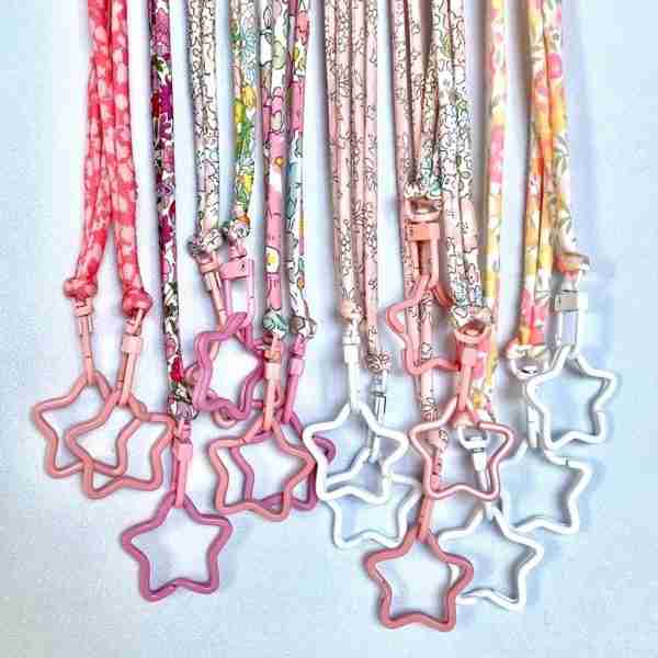 Llavero Cuelga Todo Liberty Tonos Rosa