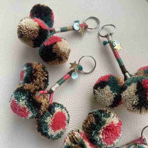 Llavero pompon